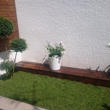 Un véritable espace détente, cosy, un jardin épuré... dans 24m2!