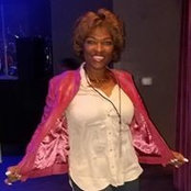 Julie Bee's photo