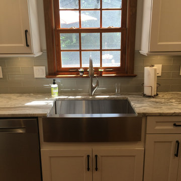 Farmhouse Furniture Style Sink