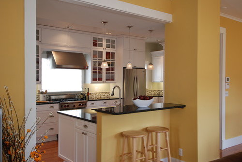 Back Of Peninsula At Entrance To Family Room