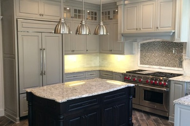 Inspiration for a timeless kitchen remodel in New York