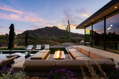 Trendy patio photo in Phoenix
