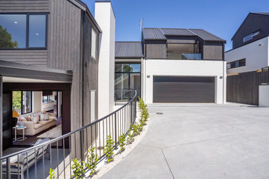This is an example of a modern garage in Auckland.