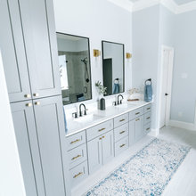 Master bath/ closest