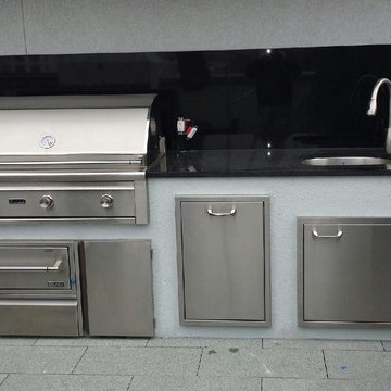 Outdoor Kitchens