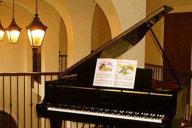 Example of a tuscan hallway design in Vancouver