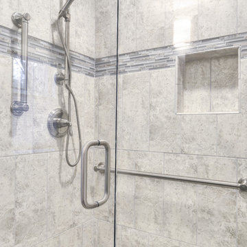 Traditional White Bathroom