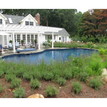 Vinyl Pool Mountain Lake Style