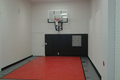 Home gym photo in Omaha