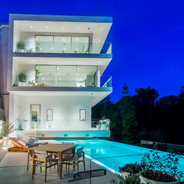 Beverly Hills Hillside Residence