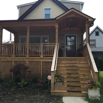 Open and Screen Porch in Forest Park, IL