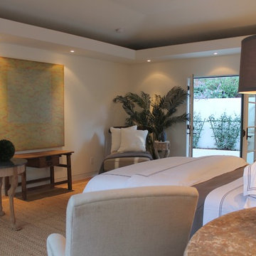 Minimalist Spanish Colonial