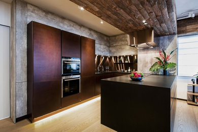 Inspiration for a medium sized modern kitchen in Hong Kong.