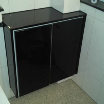 Badezimmermöbel