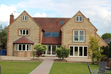 Extended Six Bedroom House in Blackthorn