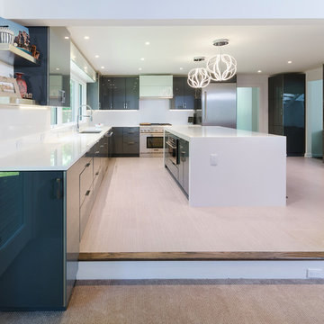 Modern & Sleek Kitchen
