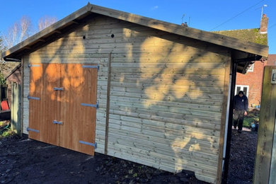Inspiration for a large classic detached office/studio/workshop in Wiltshire.