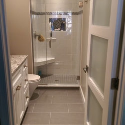 Small bathroom - Interior Doors