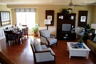 Family room - traditional family room idea in Albuquerque