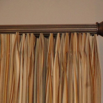 The Alamo: Close up of Hardware and Pleats