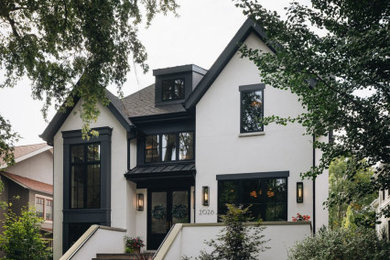 Example of a transitional exterior home design in Chicago