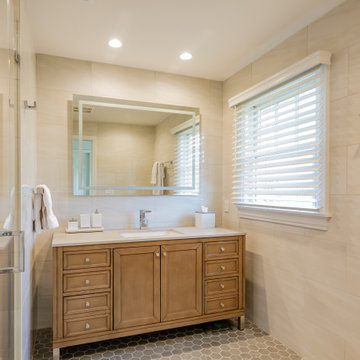 Lloyd Harbor II - Timeless Design
