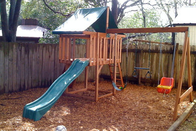 Kids' room - kids' room idea in Austin