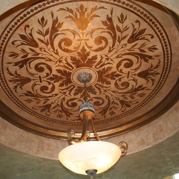 ceiling medallion and metallic plaster