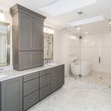 Daltree Court Master Bathroom