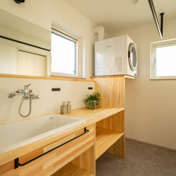 吹き抜け優しい光が差し込む高性能住宅