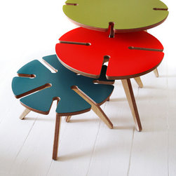 Crop Circle Nesting Tables - Coffee Table Sets