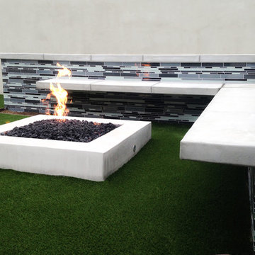 Blue Lagoon | Intimate Backyard