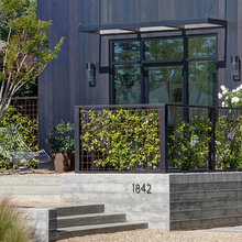 Welded wire deck fence