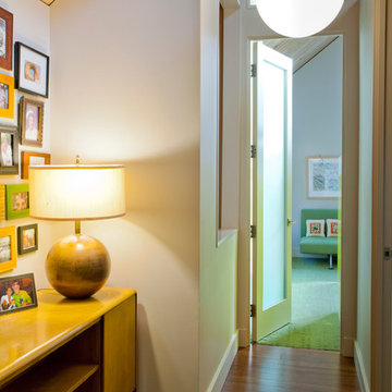 West Hill's 70's Revival