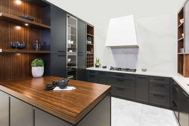Inspiration for a kitchen remodel in Toronto