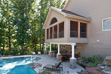 Elegant patio photo in St Louis