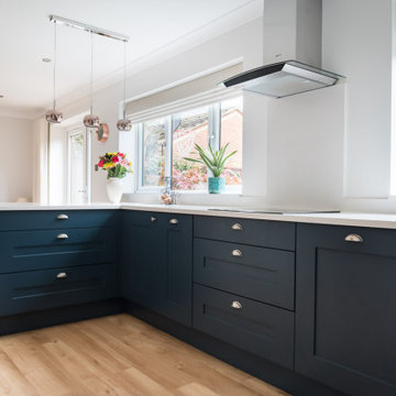 Classic Fitzroy in Hartforth Blue and Porcelain
