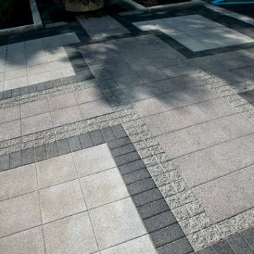 Unilock - Paver patio closeup with Series 3000 by Unilock