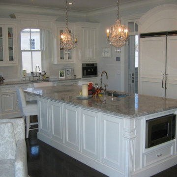 Custom Kitchen Cabinetry with Painted Finishes