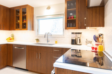 Kitchen - kitchen idea in Seattle