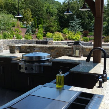 BACKYARD FABULOUS