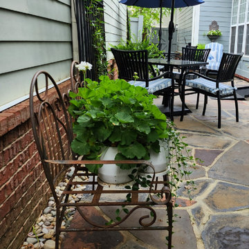 Charming Westhaven Courtyard, Entry & Guest Bath Makeover