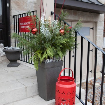 Outside Christmas Decor - Holiday Home Decorating