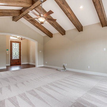 Transitional: 3,346 ft²/4 BR/3.5 BA/2 ST