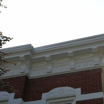 Bucktown fence and cornice refinishing