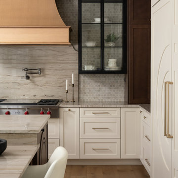 Elegant Details Bring Warmth and Character to a Breathtaking Kitchen