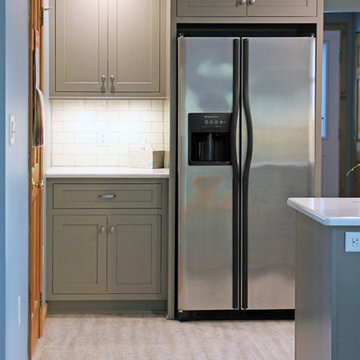 Gray Painted Transitional Kitchen with Peninsula