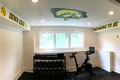 Inspiration for a small transitional home gym remodel in New York