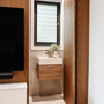 Maximising Space and Style: A Contemporary Renovation with Brushed Gold Accents