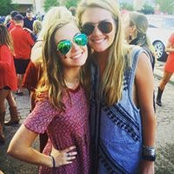 Halle Bick's photo